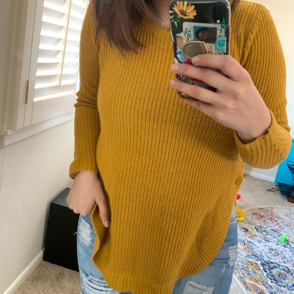 Maternity sweater